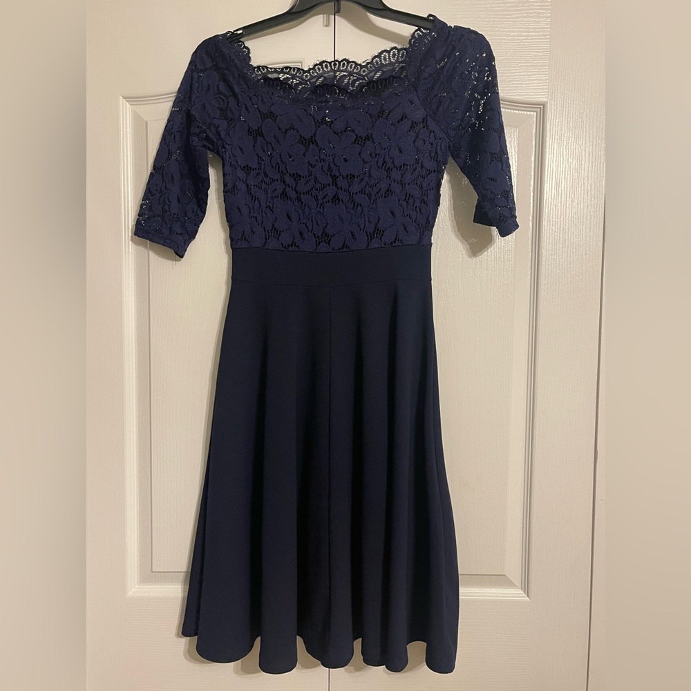 Navy Blue A-Line Dress with Scoop Neck and 3/4 Sleeves for Wedding Guest